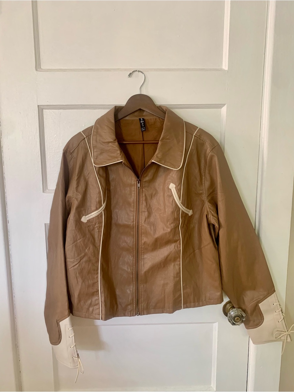 Women's Cowgirl Western Tan Leather Zip Jacket with Contrast Trim